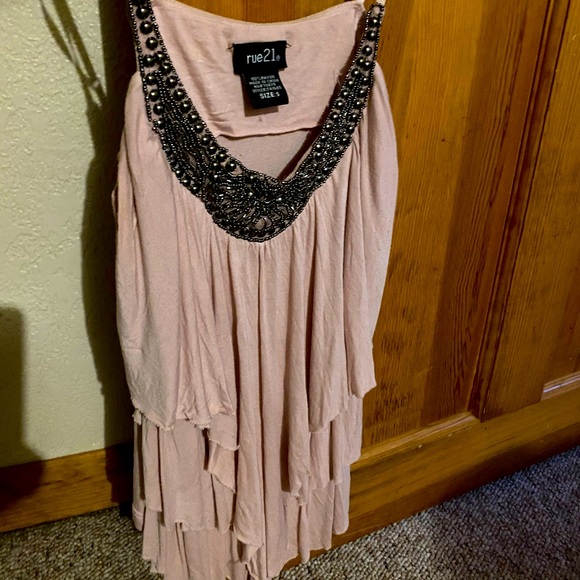 beaded tank - Picture 1 of 1